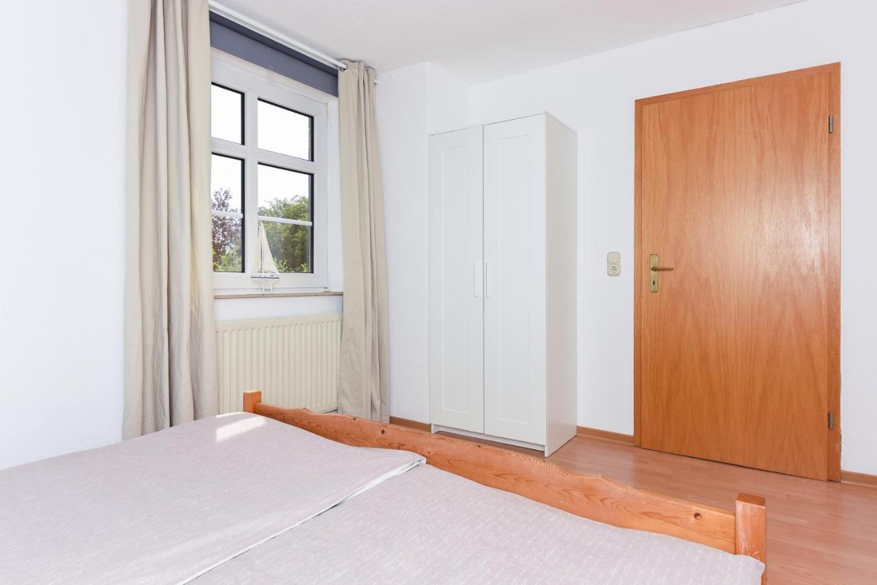 Ferienwohnungen Im Haus Lieblingskoje Neuharlingersiel Eksteriør bilde